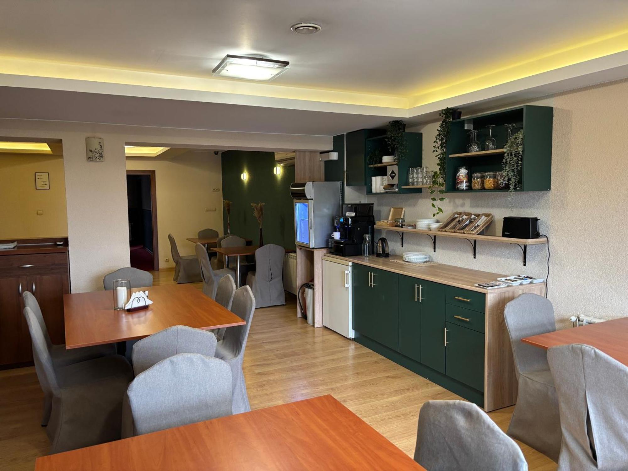 Bankietowa Hotel&Restauracja Ostrów Wielkopolski Zewnętrze zdjęcie