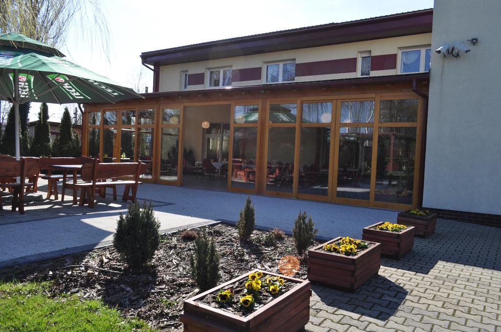 Bankietowa Hotel&Restauracja Ostrów Wielkopolski Zewnętrze zdjęcie